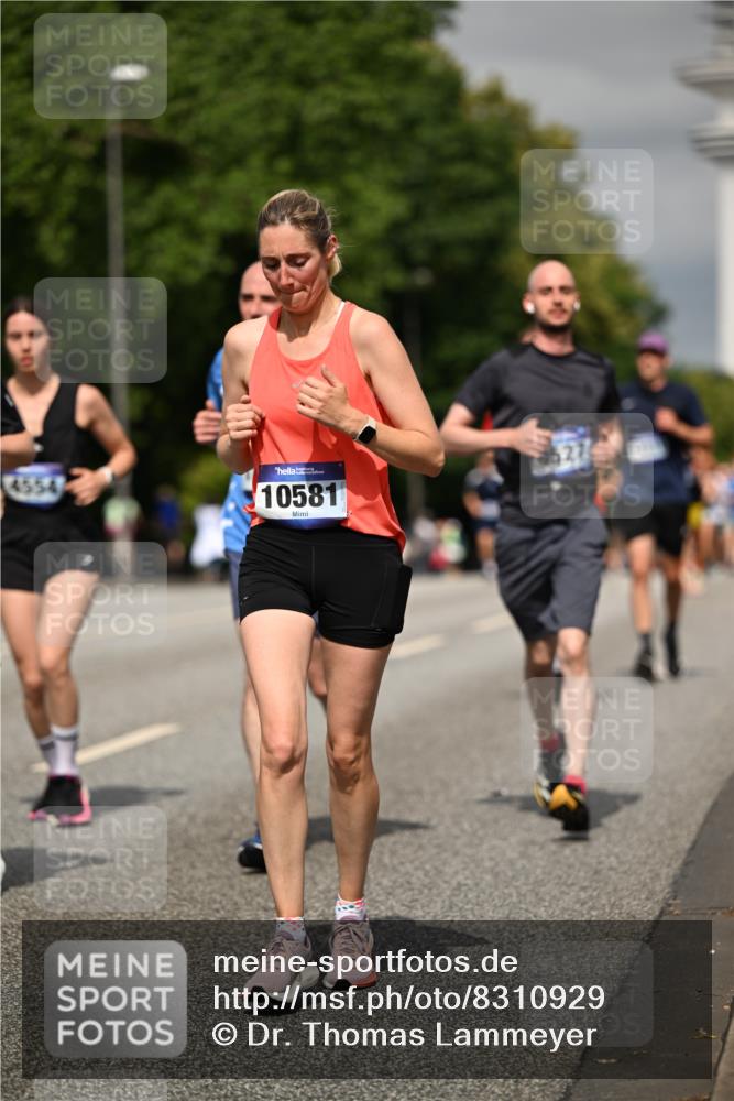 29.06.2025 - hella hamburg halbmarathon Dr. Thomas Lammeyer http://msf.ph/oto/8310929 29.06.2025 10:17:08 Kennedybrücke 1007, 1020, 1051, 1328, 1859, 2961, 3218, 3729, 4187, 4554, 4950, 5597, 5598, 7346, 7873, 8115, 8279, 8913, 9527, 10581 meine-sportfotos.de