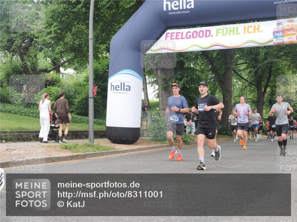 29.06.2025 - hella hamburg halbmarathon KatJ http://msf.ph/oto/8311001 29.06.2025 10:44:42 Zwischen KM18-KM19 2711, 7082, 7833, 8322 meine-sportfotos.de