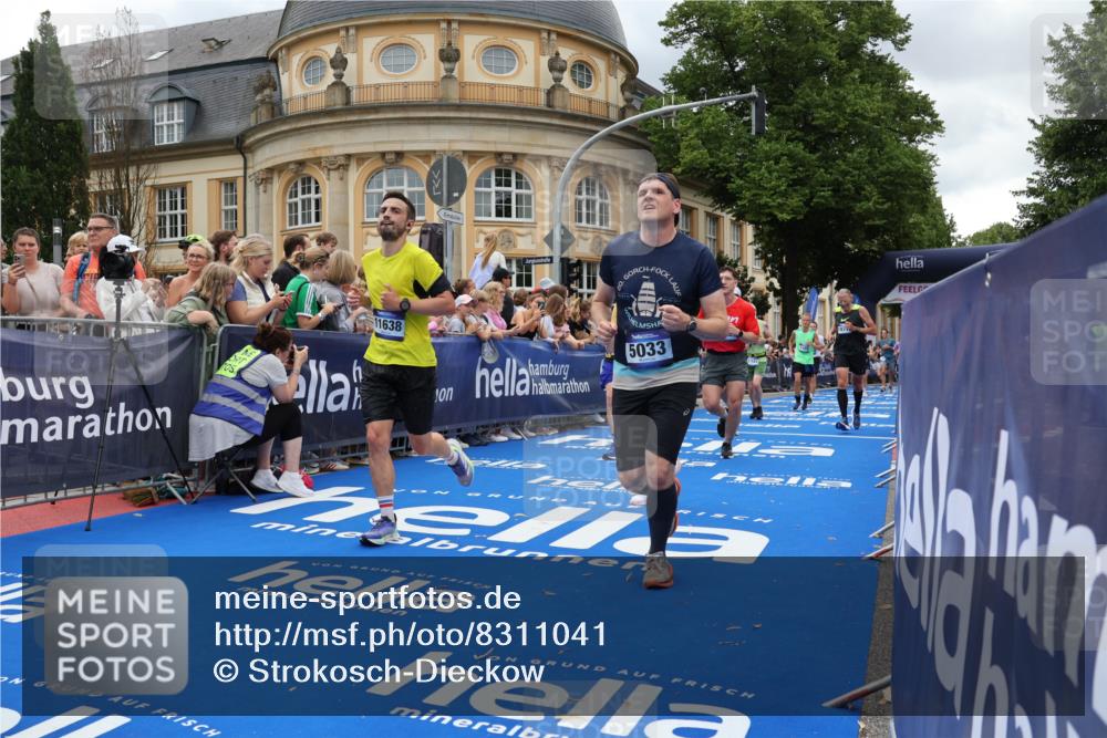 29.06.2025 - hella hamburg halbmarathon Strokosch-Dieckow http://msf.ph/oto/8311041 29.06.2025 10:57:00 Ziel 1485, 2282, 2759, 4261, 4299, 5033, 8669, 11043, 11143, 11212, 11638, 13691, 14408, 14588, 14678, 15097, 16470, 16620, 16909, 17617, 18208, 18719, 19091 meine-sportfotos.de