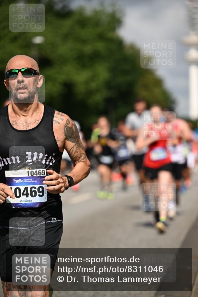 29.06.2025 - hella hamburg halbmarathon Dr. Thomas Lammeyer http://msf.ph/oto/8311046 29.06.2025 09:54:49 Kennedybrücke 1136, 1256, 1677, 1912, 1941, 1962, 2579, 2972, 3523, 3700, 3947, 4759, 4843, 4854, 4865, 4888, 4889, 5087, 5275, 5375, 6593, 6639, 6721, 6901, 7116, 7284, 7378, 7635, 7693, 8122, 8319, 8966, 9262, 9313, 9371, 9380, 9755, 9833, 9885, 10193, 10415, 10469 meine-sportfotos.de