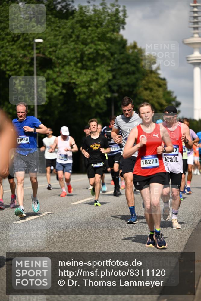 29.06.2025 - hella hamburg halbmarathon Dr. Thomas Lammeyer http://msf.ph/oto/8311120 29.06.2025 09:54:49 Kennedybrücke 1136, 1256, 1677, 1912, 1941, 1962, 2579, 2972, 3523, 3700, 3947, 4759, 4843, 4854, 4865, 4888, 4889, 5087, 5275, 5375, 6593, 6639, 6721, 6901, 7116, 7284, 7378, 7635, 7693, 8122, 8319, 8966, 9262, 9313, 9371, 9380, 9755, 9833, 9885, 10193, 10415, 10469 meine-sportfotos.de