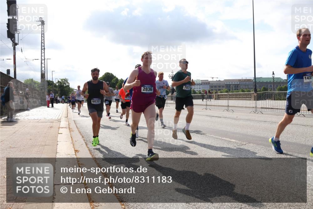 29.06.2025 - hella hamburg halbmarathon Lena Gebhardt http://msf.ph/oto/8311183 29.06.2025 09:47:08 Lombardsbrücke 16177, 6032, 2836, 7831, 1438, 1002, 1053, 1396, 1407, 1411, 1577, 1910, 1959, 2121, 2228, 2243, 2563, 2774, 2836, 3005, 3783, 3790, 3935, 4246, 4740, 5048, 5152, 5193, 5660, 5961, 6032, 6305, 6473, 6683, 6915, 7080, 7466, 7622, 7628, 7831, 7867, 7972, 8312, 8323, 8366, 9376, 9508, 9519, 10477, 10771, 10927, 11055, 11370, 11806, 11898, 12137, 12204, 12447, 12899, 13148, 13199, 13493, 13494, 13729, 13771, 13972, 13991, 14069, 14310, 14385 meine-sportfotos.de