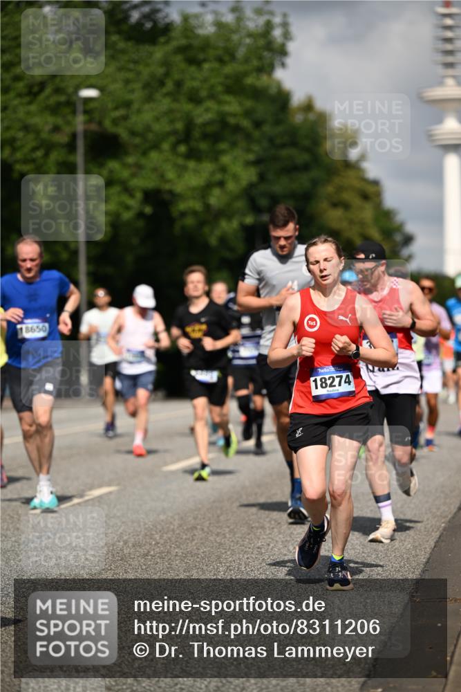 29.06.2025 - hella hamburg halbmarathon Dr. Thomas Lammeyer http://msf.ph/oto/8311206 29.06.2025 09:54:49 Kennedybrücke 1136, 1256, 1677, 1912, 1941, 1962, 2579, 2972, 3523, 3700, 3947, 4759, 4843, 4854, 4865, 4888, 4889, 5087, 5275, 5375, 6593, 6639, 6721, 6901, 7116, 7284, 7378, 7635, 7693, 8122, 8319, 8966, 9262, 9313, 9371, 9380, 9755, 9833, 9885, 10193, 10415, 10469 meine-sportfotos.de