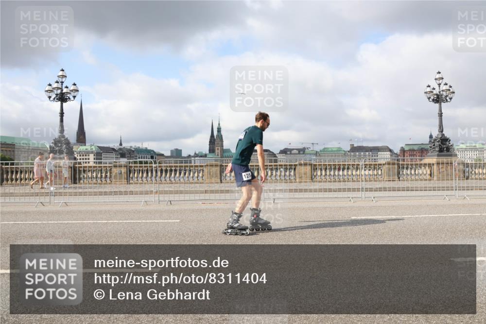 29.06.2025 - hella hamburg halbmarathon Lena Gebhardt http://msf.ph/oto/8311404 29.06.2025 09:06:53 Lombardsbrücke 125 meine-sportfotos.de