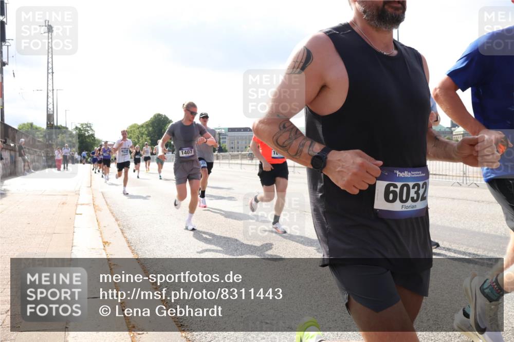 29.06.2025 - hella hamburg halbmarathon Lena Gebhardt http://msf.ph/oto/8311443 29.06.2025 09:47:10 Lombardsbrücke 1407, 10, 6032, 1002, 1053, 1396, 1407, 1411, 1577, 1910, 1959, 2121, 2228, 2243, 2563, 2774, 2836, 3005, 3783, 3790, 3935, 4246, 4740, 5152, 5193, 5660, 5961, 6032, 6305, 6473, 6915, 7080, 7466, 7622, 7628, 7831, 7867, 7972, 8312, 8323, 8366, 9171, 9376, 9508, 9519, 10477, 10771, 10927, 11055, 11370, 11806, 11898, 12137, 12204, 12899, 13148, 13199, 13493, 13494, 13729, 13771, 13972, 13991, 14069, 14310, 14385 meine-sportfotos.de