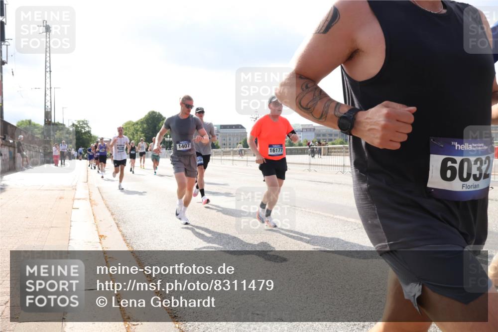29.06.2025 - hella hamburg halbmarathon Lena Gebhardt http://msf.ph/oto/8311479 29.06.2025 09:47:10 Lombardsbrücke 1407, 508, 16177, 3, 6032, 1002, 1053, 1396, 1407, 1411, 1577, 1910, 1959, 2121, 2228, 2243, 2563, 2774, 2836, 3005, 3783, 3790, 3935, 4246, 4740, 5152, 5193, 5660, 5961, 6032, 6305, 6473, 6915, 7080, 7466, 7622, 7628, 7831, 7867, 7972, 8312, 8323, 8366, 9171, 9376, 9508, 9519, 10477, 10771, 10927, 11055, 11370, 11806, 11898, 12137, 12204, 12899, 13148, 13199, 13493, 13494, 13729, 13771, 13972, 13991, 14069, 14310, 14385 meine-sportfotos.de