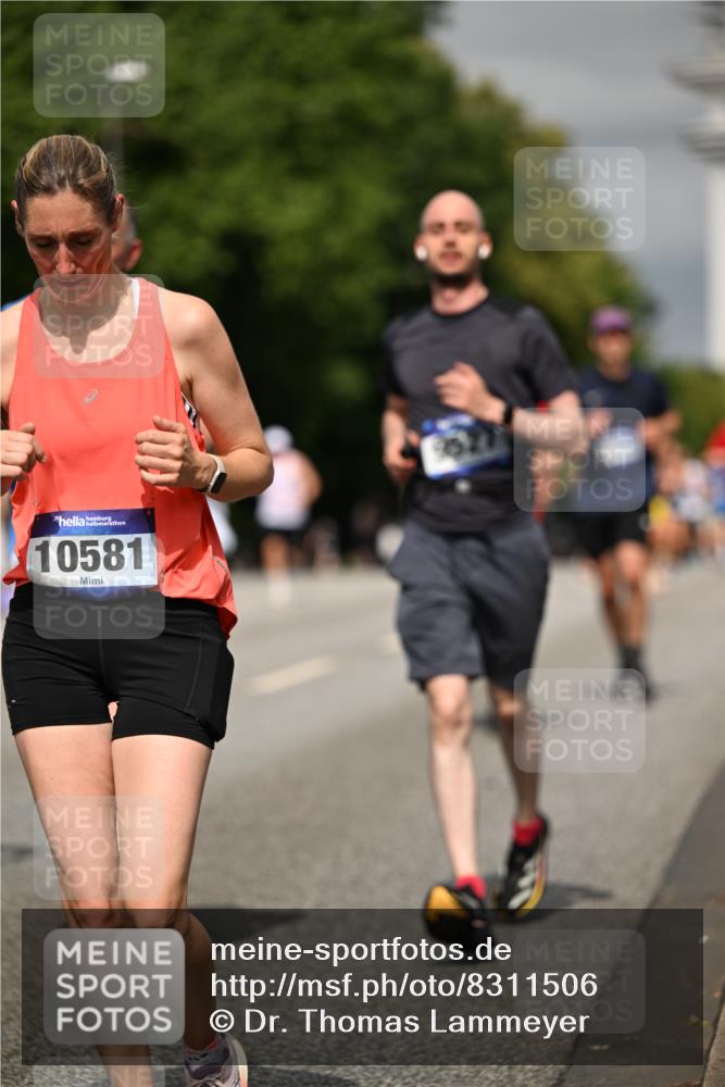 29.06.2025 - hella hamburg halbmarathon Dr. Thomas Lammeyer http://msf.ph/oto/8311506 29.06.2025 10:17:09 Kennedybrücke 1007, 1328, 1859, 2961, 3218, 3729, 4187, 4554, 4950, 5597, 5598, 6026, 7346, 7873, 8115, 8279, 8913, 9128, 9527, 10581 meine-sportfotos.de
