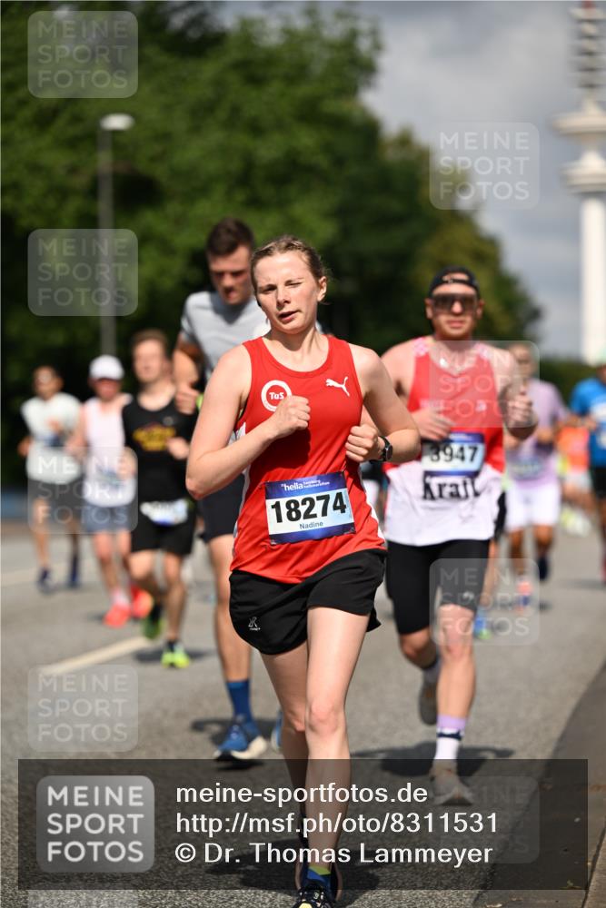 29.06.2025 - hella hamburg halbmarathon Dr. Thomas Lammeyer http://msf.ph/oto/8311531 29.06.2025 09:54:50 Kennedybrücke 1136, 1256, 1912, 1941, 1962, 2579, 2972, 3523, 3700, 3947, 4759, 4843, 4854, 4865, 4888, 4889, 5087, 5275, 5375, 6593, 6639, 6721, 6901, 7116, 7284, 7378, 7635, 7693, 8122, 8319, 8966, 9262, 9313, 9371, 9380, 9755, 9833, 9885, 10193, 10415, 10469 meine-sportfotos.de