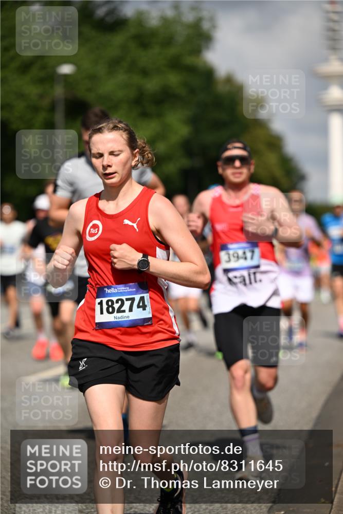 29.06.2025 - hella hamburg halbmarathon Dr. Thomas Lammeyer http://msf.ph/oto/8311645 29.06.2025 09:54:51 Kennedybrücke 1136, 1256, 1912, 1941, 1962, 2579, 2972, 3523, 3700, 3947, 4759, 4843, 4854, 4865, 4888, 4889, 5087, 5275, 5375, 5410, 6593, 6721, 6901, 7116, 7284, 7378, 7635, 7693, 8319, 8966, 9262, 9313, 9371, 9380, 9755, 9833, 9885, 10193, 10415, 10469 meine-sportfotos.de
