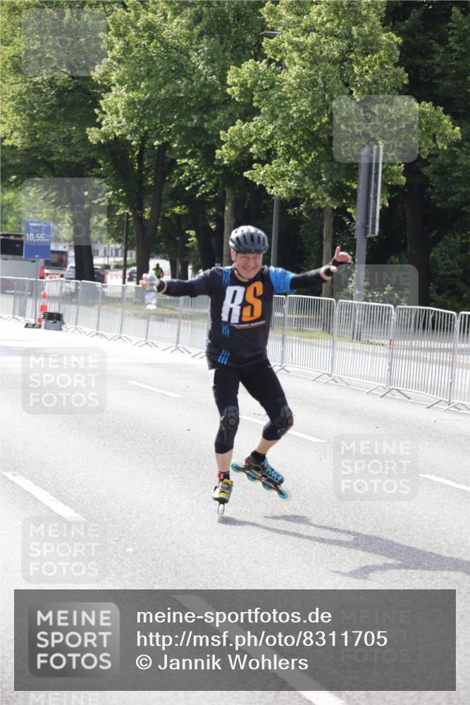 29.06.2025 - hella hamburg halbmarathon Jannik Wohlers http://msf.ph/oto/8311705 29.06.2025 08:58:55 Lombardsbrücke  meine-sportfotos.de