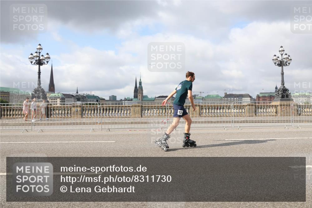 29.06.2025 - hella hamburg halbmarathon Lena Gebhardt http://msf.ph/oto/8311730 29.06.2025 09:06:54 Lombardsbrücke 125 meine-sportfotos.de