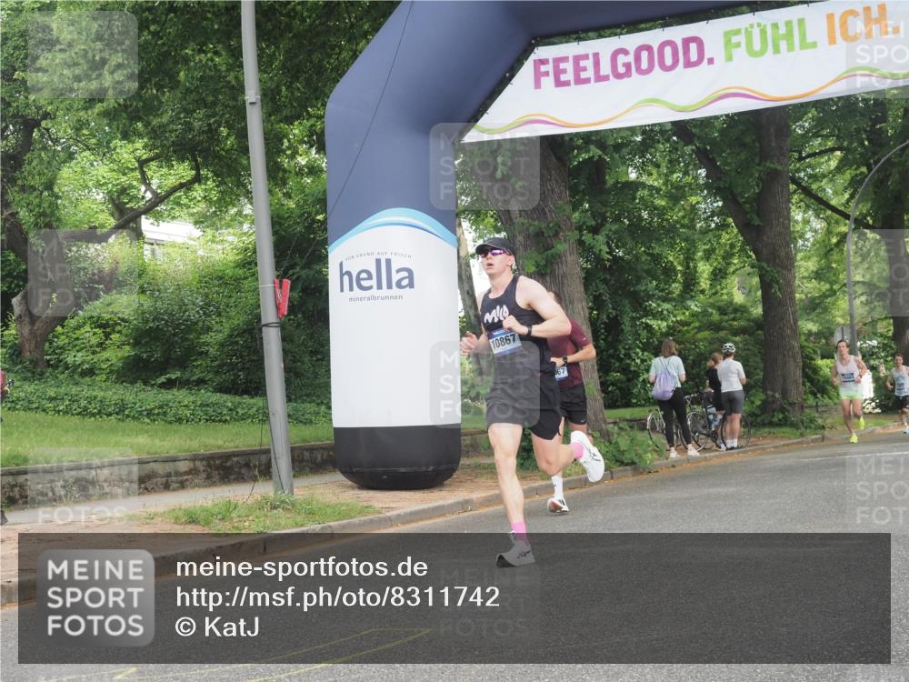29.06.2025 - hella hamburg halbmarathon KatJ http://msf.ph/oto/8311742 29.06.2025 10:15:23 Zwischen KM18-KM19  meine-sportfotos.de