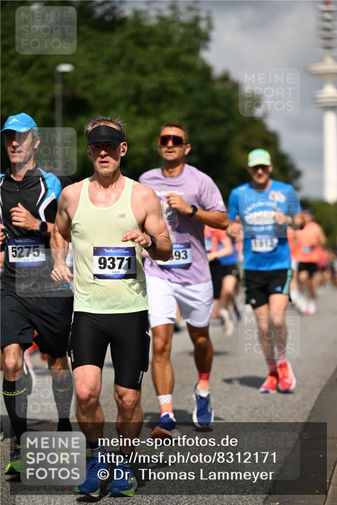 29.06.2025 - hella hamburg halbmarathon Dr. Thomas Lammeyer http://msf.ph/oto/8312171 29.06.2025 09:54:54 Kennedybrücke 1136, 1256, 1912, 1941, 1962, 2972, 3523, 3700, 3947, 4759, 4843, 4854, 4865, 5275, 5375, 5410, 6593, 6721, 6901, 7116, 7284, 7378, 7635, 7693, 8319, 8871, 9262, 9313, 9371, 9380, 9755, 9833, 9885, 10193, 10375, 10415, 10469 meine-sportfotos.de