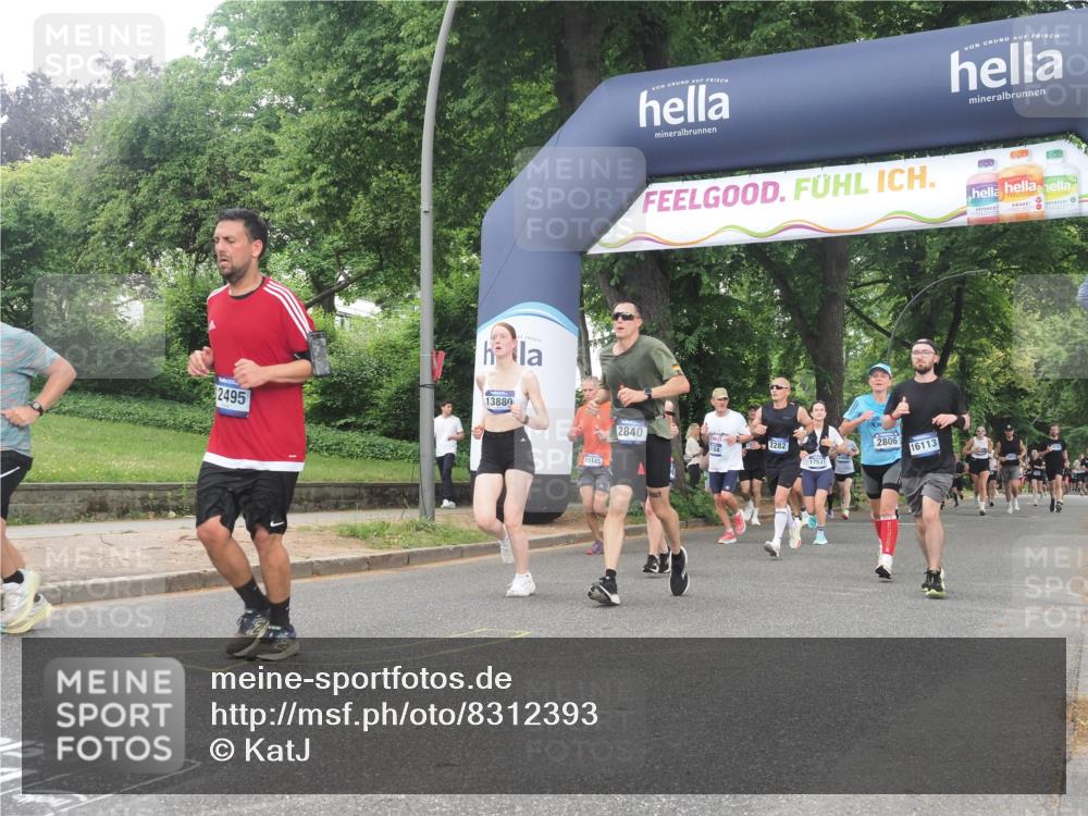 29.06.2025 - hella hamburg halbmarathon KatJ http://msf.ph/oto/8312393 29.06.2025 10:44:52 Zwischen KM18-KM19 1611, 2282, 2806, 2840, 6595, 7856 meine-sportfotos.de