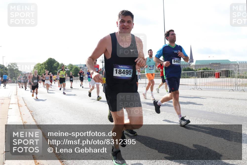 29.06.2025 - hella hamburg halbmarathon Lena Gebhardt http://msf.ph/oto/8312395 29.06.2025 09:59:52 Lombardsbrücke 14778, 18495, 5134, 8402, 1006, 1125, 1264, 1334, 1366, 1595, 1642, 1834, 1914, 1955, 2099, 2348, 2364, 2391, 2432, 2447, 2582, 2584, 2630, 2676, 2677, 2910, 3181, 3279, 3668, 3836, 4013, 4231, 4426, 4632, 4772, 4796, 4837, 5015, 5134, 5277, 5341, 5465, 6174, 6201, 6202, 6414, 6415, 6462, 6581, 6587, 7833, 8330, 8520, 8542, 8652, 8846, 8929, 9142, 9488, 9903, 9907, 9984, 10020, 10031, 11039, 11568, 11844 meine-sportfotos.de