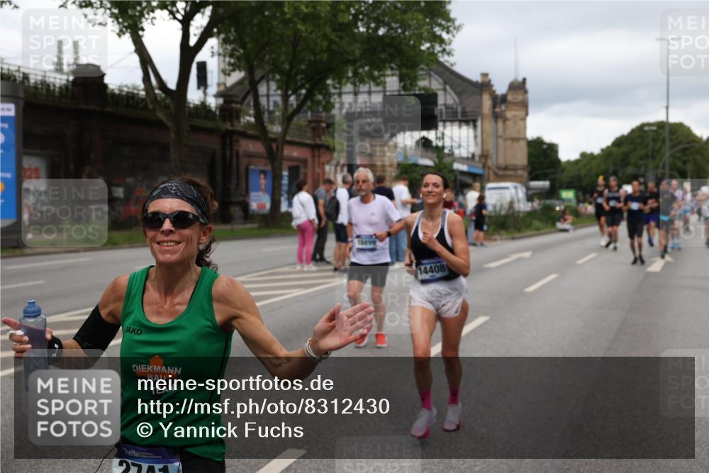 29.06.2025 - hella hamburg halbmarathon Yannick Fuchs http://msf.ph/oto/8312430 29.06.2025 10:50:38 20KM 1583, 1955, 2034, 2083, 2741, 3413, 3836, 4152, 4940, 5418, 5492, 5570, 6399, 6416, 6835, 7037, 7716, 8393, 8542, 8652, 8669, 8825, 9488, 9727, 9820, 9884, 9907, 9934, 10093, 10212, 10665, 11083, 11212, 12014, 12348, 12440, 12523, 12590, 12712, 13394, 13666, 13691, 13750, 14139, 14408, 14588, 14678, 14867, 15097, 15407, 15431, 15695, 15712, 16113, 16121, 16257, 16261, 16634, 16679, 17268, 17660, 17993, 18208, 18652, 18719, 18899, 19091, 19184 meine-sportfotos.de