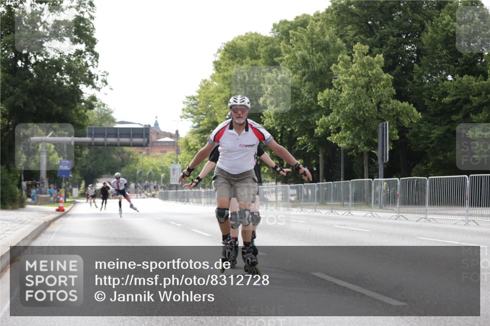 29.06.2025 - hella hamburg halbmarathon Jannik Wohlers http://msf.ph/oto/8312728 29.06.2025 08:59:09 Lombardsbrücke  meine-sportfotos.de