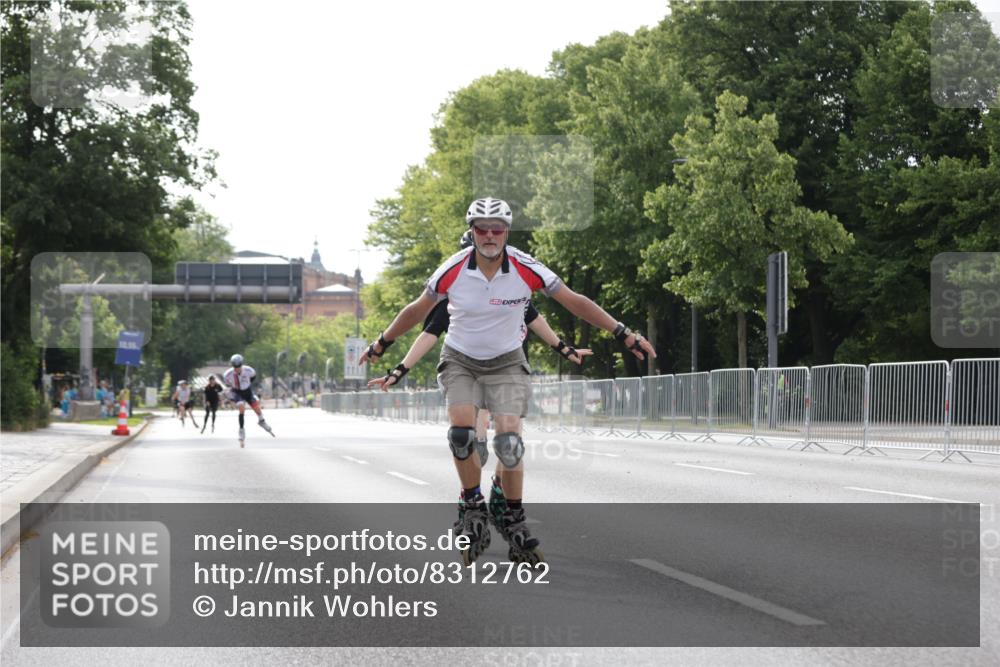 29.06.2025 - hella hamburg halbmarathon Jannik Wohlers http://msf.ph/oto/8312762 29.06.2025 08:59:09 Lombardsbrücke  meine-sportfotos.de