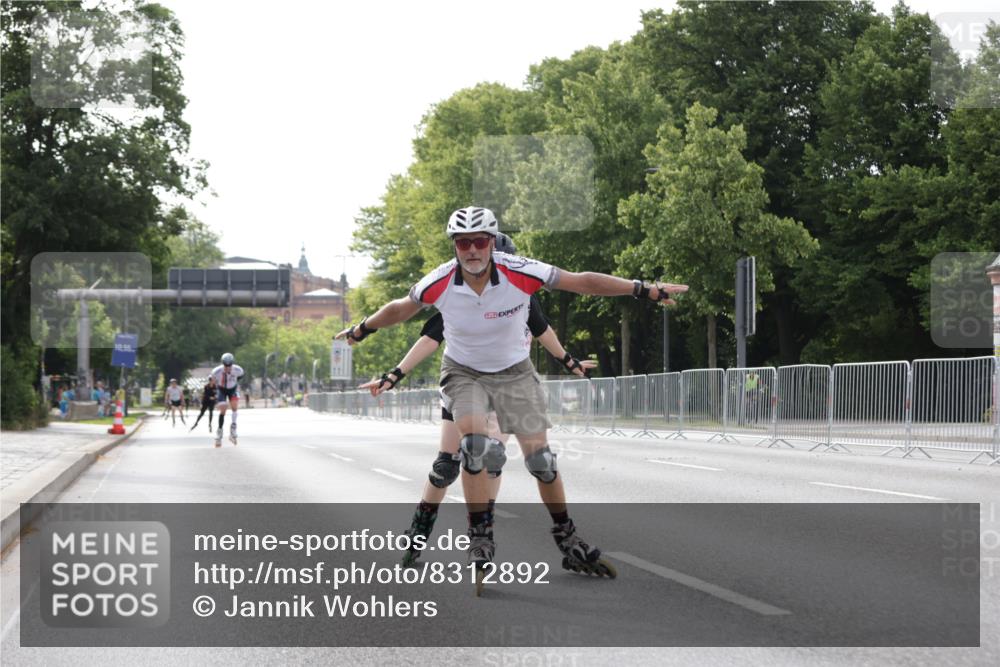 29.06.2025 - hella hamburg halbmarathon Jannik Wohlers http://msf.ph/oto/8312892 29.06.2025 08:59:09 Lombardsbrücke  meine-sportfotos.de