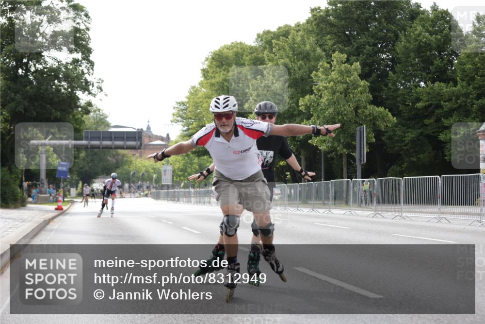 29.06.2025 - hella hamburg halbmarathon Jannik Wohlers http://msf.ph/oto/8312949 29.06.2025 08:59:09 Lombardsbrücke  meine-sportfotos.de