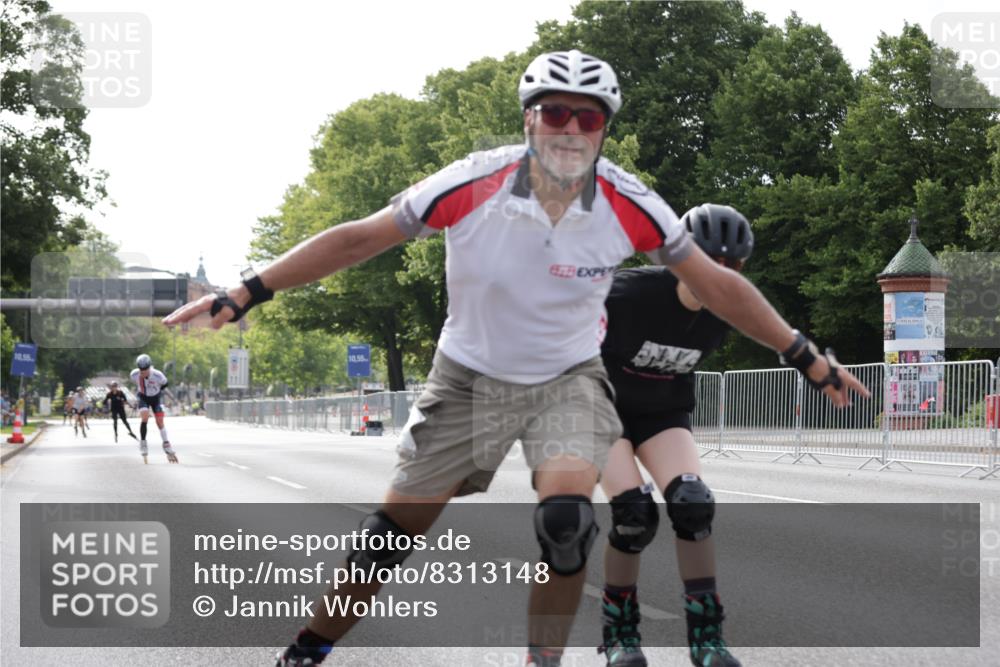 29.06.2025 - hella hamburg halbmarathon Jannik Wohlers http://msf.ph/oto/8313148 29.06.2025 08:59:10 Lombardsbrücke  meine-sportfotos.de