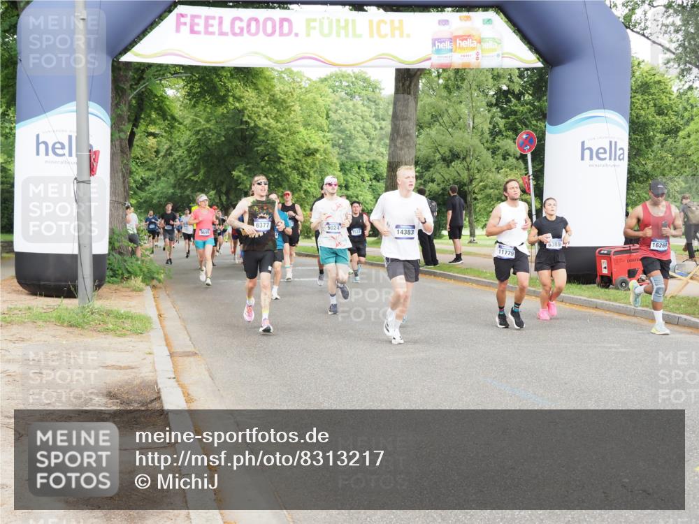 29.06.2025 - hella hamburg halbmarathon MichiJ http://msf.ph/oto/8313217 29.06.2025 10:36:23 Zwischen KM18-KM19 1163, 1176, 1914, 2260, 5421, 6377, 6389, 6923, 8889, 11779, xxx, 14383, 15590, 16094, 16269, 17905, 18251, 18815, 18873, 18974 meine-sportfotos.de