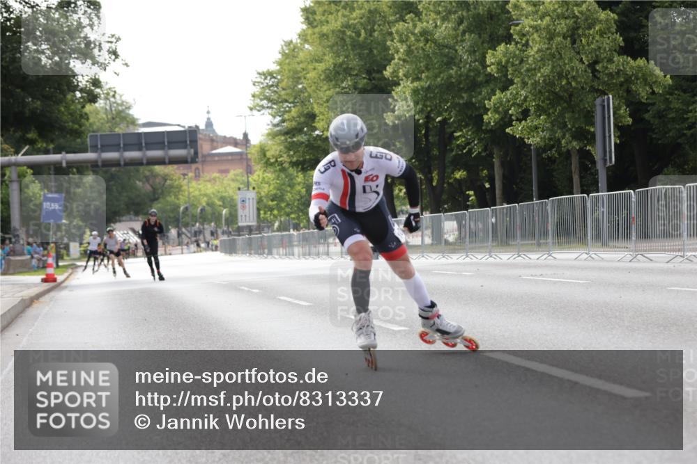 29.06.2025 - hella hamburg halbmarathon Jannik Wohlers http://msf.ph/oto/8313337 29.06.2025 08:59:13 Lombardsbrücke  meine-sportfotos.de