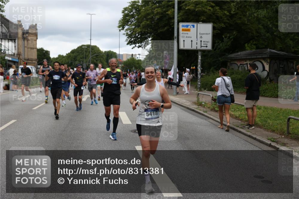 29.06.2025 - hella hamburg halbmarathon Yannick Fuchs http://msf.ph/oto/8313381 29.06.2025 10:50:41 20KM 1485, 1583, 1955, 2034, 2741, 3413, 3435, 3836, 4152, 4940, 5033, 5418, 5492, 5570, 6399, 6416, 6835, 7716, 8393, 8542, 8652, 8669, 8825, 9488, 9727, 9820, 9884, 9907, 9934, 10133, 10212, 11083, 11212, 11612, 12014, 12348, 12440, 12523, 12590, 12712, 13394, 13666, 13750, 14139, 14408, 14588, 14678, 15097, 15407, 15431, 15695, 15712, 16113, 16121, 16257, 16261, 16470, 16634, 16679, 17268, 17617, 18208, 18652, 18719, 18899, 19091, 19184 meine-sportfotos.de