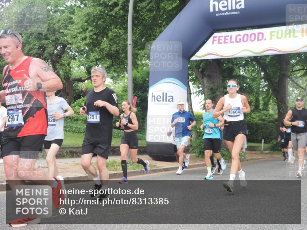 29.06.2025 - hella hamburg halbmarathon KatJ http://msf.ph/oto/8313385 29.06.2025 10:44:57 Zwischen KM18-KM19 2282, 2806, 2840, 2907, 3251, 4088, 5341, 6104, 7856 meine-sportfotos.de