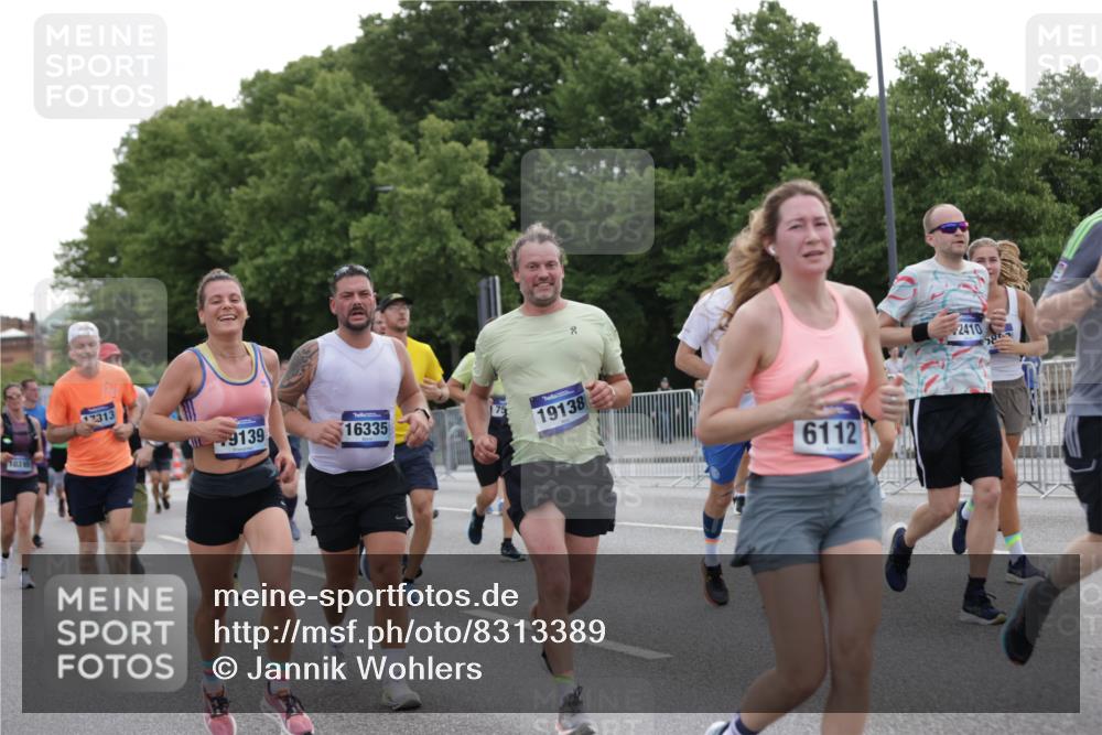 29.06.2025 - hella hamburg halbmarathon Jannik Wohlers http://msf.ph/oto/8313389 29.06.2025 10:38:42 Lombardsbrücke 1451, 1760, 2524, 2534, 2571, 2574, 2893, 2998, 3307, 3745, 4257, 4320, 4410, 4523, 4659, 6062, 6112, 6611, 7341, 7506, 7589, 7815, 8243, 8457, 8783, 9420, 9446, 9974, 9977, 10001, 10072, 10315, 10516, 10696, 11201, 12090, 12092, 12410, 12745, 13060, 13922, 14856, 14956, 15262, 15765, 16335, 16388, 16841, 16883, 17313, 17368 meine-sportfotos.de