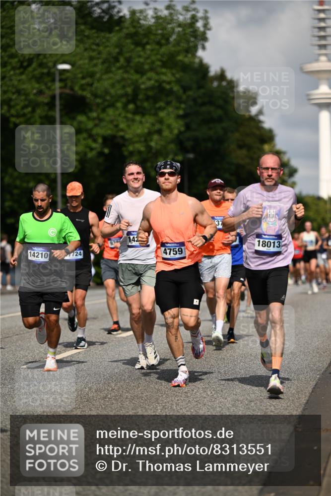 29.06.2025 - hella hamburg halbmarathon Dr. Thomas Lammeyer http://msf.ph/oto/8313551 29.06.2025 09:54:59 Kennedybrücke 1136, 1256, 1570, 1903, 1912, 1941, 2972, 3523, 3700, 3947, 4759, 4843, 4854, 4865, 4999, 5275, 5375, 5410, 6593, 7105, 7363, 7378, 7693, 7962, 8346, 8871, 9262, 9364, 9371, 9380, 9755, 9833, 9885, 10193, 10375, 10415, 10469, 11417 meine-sportfotos.de