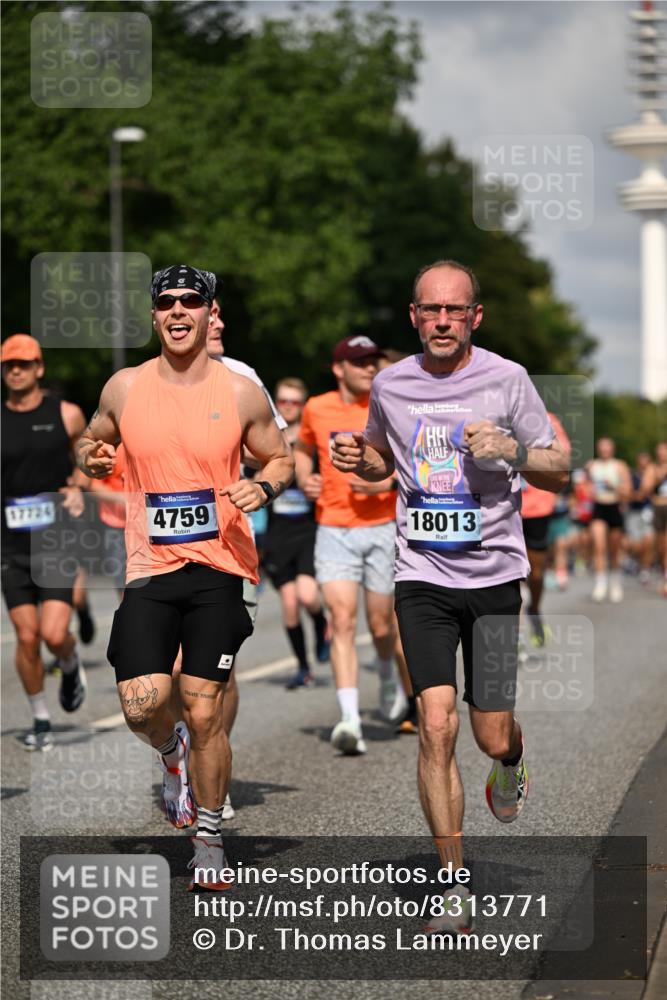 29.06.2025 - hella hamburg halbmarathon Dr. Thomas Lammeyer http://msf.ph/oto/8313771 29.06.2025 09:55:00 Kennedybrücke 1136, 1570, 1903, 1912, 1920, 1941, 2972, 3523, 3700, 3947, 4759, 4843, 4854, 4865, 4999, 5275, 5375, 5410, 6593, 7105, 7363, 7378, 7693, 7962, 8346, 8871, 9114, 9262, 9364, 9371, 9380, 9755, 9833, 9885, 10193, 10375, 10415, 11417 meine-sportfotos.de