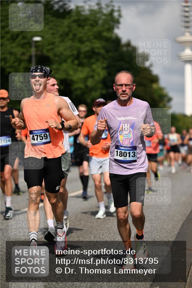 29.06.2025 - hella hamburg halbmarathon Dr. Thomas Lammeyer http://msf.ph/oto/8313795 29.06.2025 09:55:00 Kennedybrücke 1136, 1570, 1903, 1912, 1920, 1941, 2972, 3523, 3700, 3947, 4759, 4843, 4854, 4865, 4999, 5275, 5375, 5410, 6593, 7105, 7363, 7378, 7693, 7962, 8346, 8871, 9114, 9262, 9364, 9371, 9380, 9755, 9833, 9885, 10193, 10375, 10415, 11417 meine-sportfotos.de