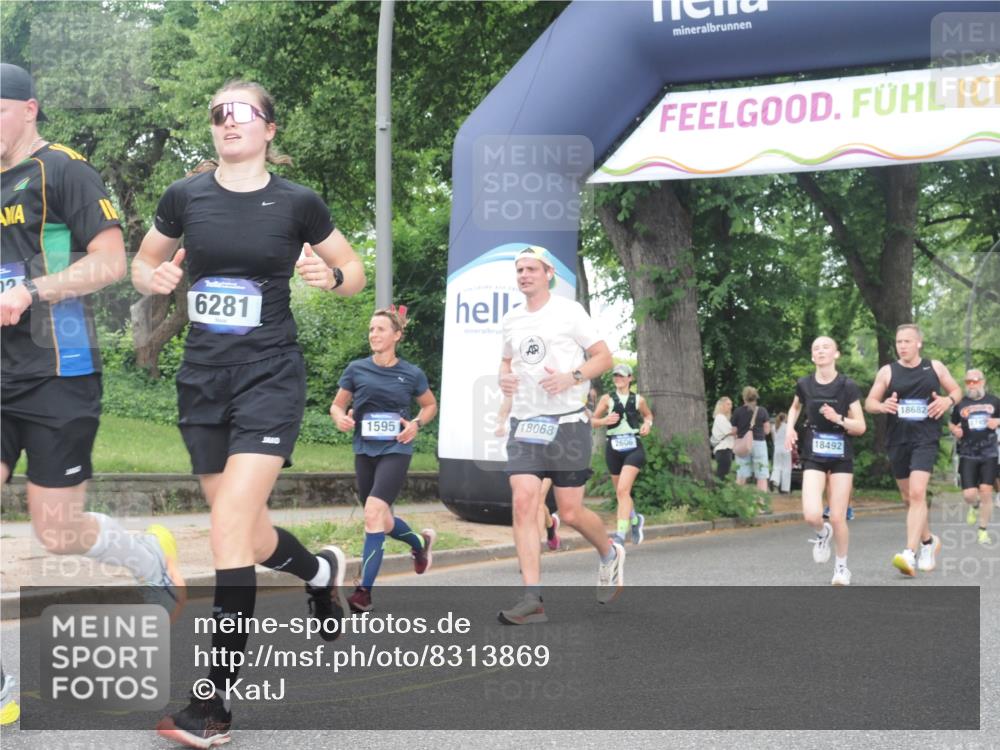 29.06.2025 - hella hamburg halbmarathon KatJ http://msf.ph/oto/8313869 29.06.2025 10:45:02 Zwischen KM18-KM19 1595, 3251, 4088, 5277, 5341, 6281, 6302 meine-sportfotos.de
