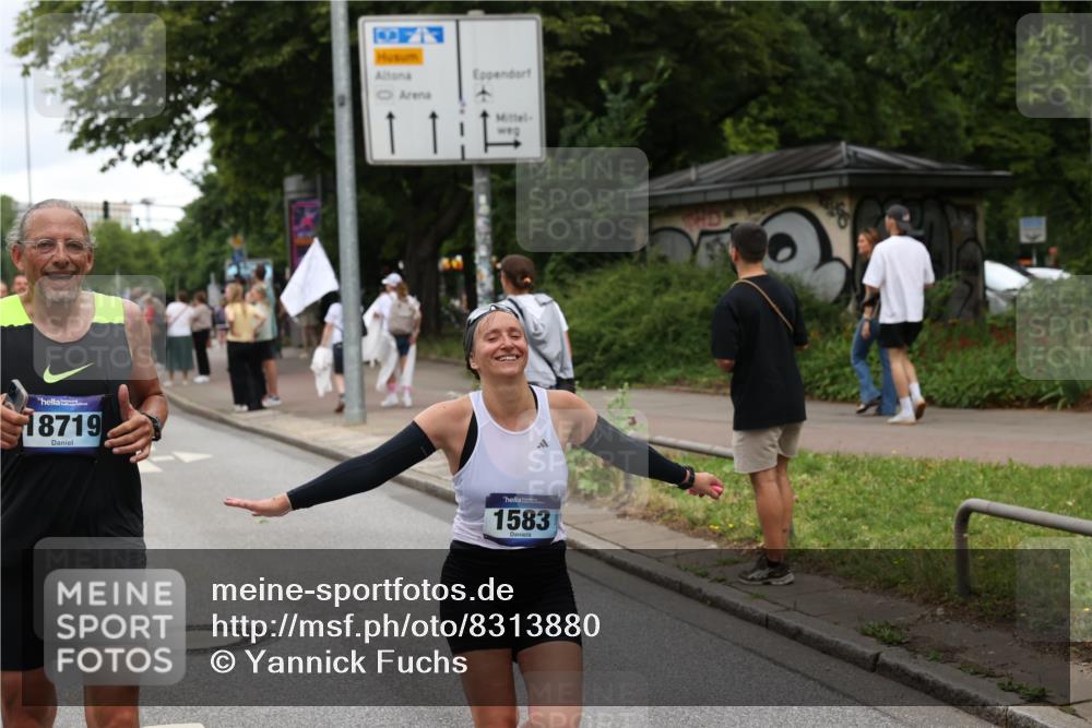 29.06.2025 - hella hamburg halbmarathon Yannick Fuchs http://msf.ph/oto/8313880 29.06.2025 10:50:42 20KM 1485, 1583, 1955, 2034, 2741, 3413, 3435, 3836, 4940, 5033, 5418, 5492, 5570, 6399, 6416, 6835, 7716, 8393, 8542, 8652, 8669, 8825, 9488, 9727, 9820, 9884, 9907, 9934, 10133, 10212, 11083, 11212, 11612, 12014, 12348, 12440, 12523, 12590, 12712, 13394, 13666, 13750, 14139, 14408, 14678, 15097, 15431, 15695, 15712, 15726, 16113, 16257, 16261, 16470, 16634, 16679, 17268, 17617, 18208, 18652, 18719, 18899, 19091, 19184 meine-sportfotos.de
