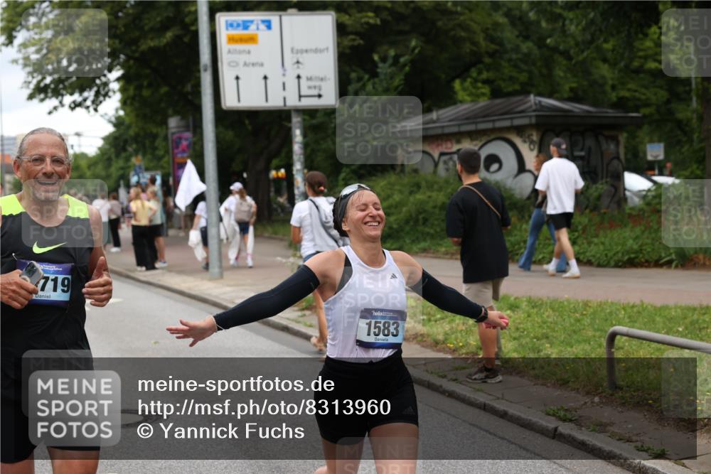29.06.2025 - hella hamburg halbmarathon Yannick Fuchs http://msf.ph/oto/8313960 29.06.2025 10:50:42 20KM 1485, 1583, 1955, 2034, 2741, 3413, 3435, 3836, 4940, 5033, 5418, 5492, 5570, 6399, 6416, 6835, 7716, 8393, 8542, 8652, 8669, 8825, 9488, 9727, 9820, 9884, 9907, 9934, 10133, 10212, 11083, 11212, 11612, 12014, 12348, 12440, 12523, 12590, 12712, 13394, 13666, 13750, 14139, 14408, 14678, 15097, 15431, 15695, 15712, 15726, 16113, 16257, 16261, 16470, 16634, 16679, 17268, 17617, 18208, 18652, 18719, 18899, 19091, 19184 meine-sportfotos.de