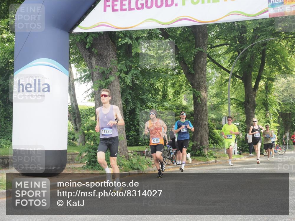 29.06.2025 - hella hamburg halbmarathon KatJ http://msf.ph/oto/8314027 29.06.2025 10:15:40 Zwischen KM18-KM19  meine-sportfotos.de