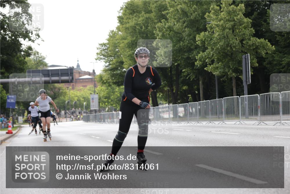 29.06.2025 - hella hamburg halbmarathon Jannik Wohlers http://msf.ph/oto/8314061 29.06.2025 08:59:20 Lombardsbrücke  meine-sportfotos.de