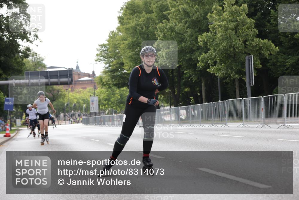 29.06.2025 - hella hamburg halbmarathon Jannik Wohlers http://msf.ph/oto/8314073 29.06.2025 08:59:20 Lombardsbrücke  meine-sportfotos.de