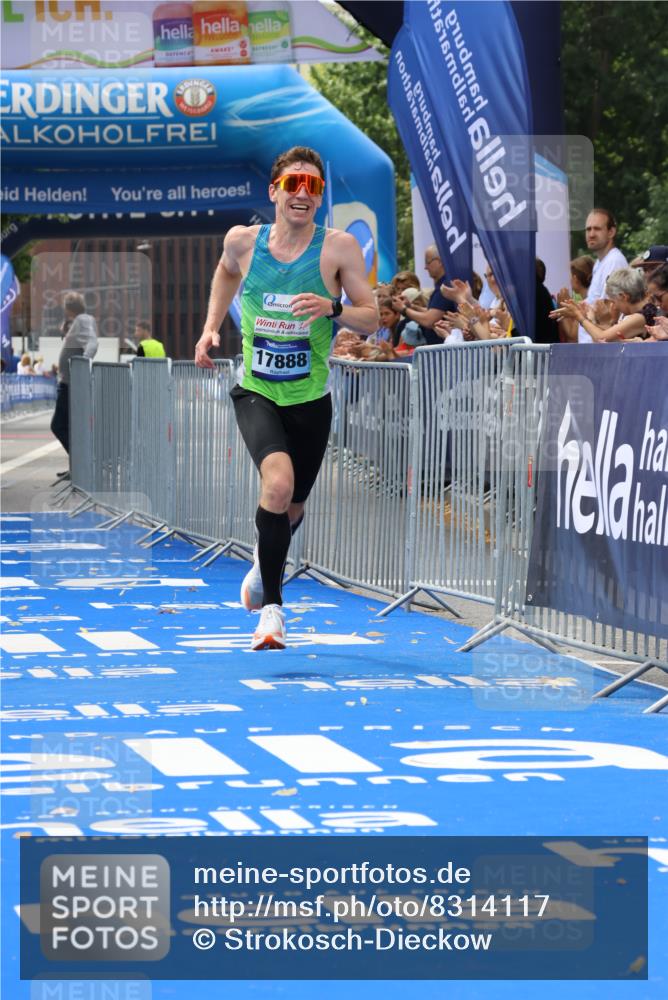 29.06.2025 - hella hamburg halbmarathon Strokosch-Dieckow http://msf.ph/oto/8314117 29.06.2025 10:10:58 Ziel 46, 17888 meine-sportfotos.de