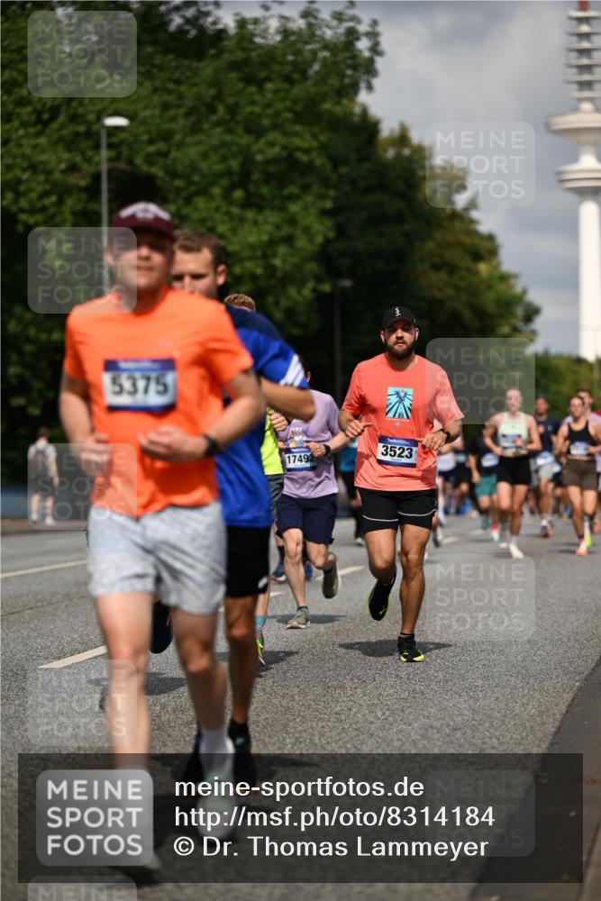 29.06.2025 - hella hamburg halbmarathon Dr. Thomas Lammeyer http://msf.ph/oto/8314184 29.06.2025 09:55:02 Kennedybrücke 1136, 1570, 1903, 1912, 1920, 1941, 2972, 3523, 3700, 3947, 4297, 4759, 4843, 4854, 4865, 4999, 5275, 5375, 5410, 6593, 7092, 7105, 7363, 7378, 7693, 7962, 8346, 8871, 9114, 9262, 9364, 9371, 9380, 9755, 9885, 10193, 10375, 10669, 11417 meine-sportfotos.de