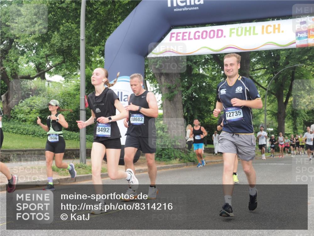29.06.2025 - hella hamburg halbmarathon KatJ http://msf.ph/oto/8314216 29.06.2025 10:45:03 Zwischen KM18-KM19 1595, 2606, 3251, 4088, 5277, 5341, 6281, 6302 meine-sportfotos.de