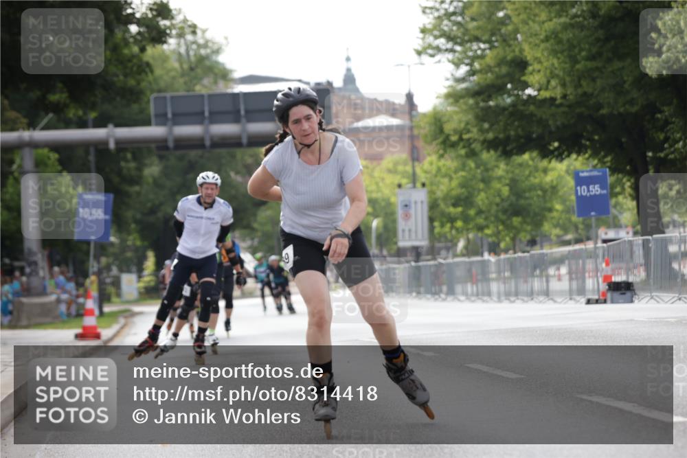29.06.2025 - hella hamburg halbmarathon Jannik Wohlers http://msf.ph/oto/8314418 29.06.2025 08:59:23 Lombardsbrücke  meine-sportfotos.de