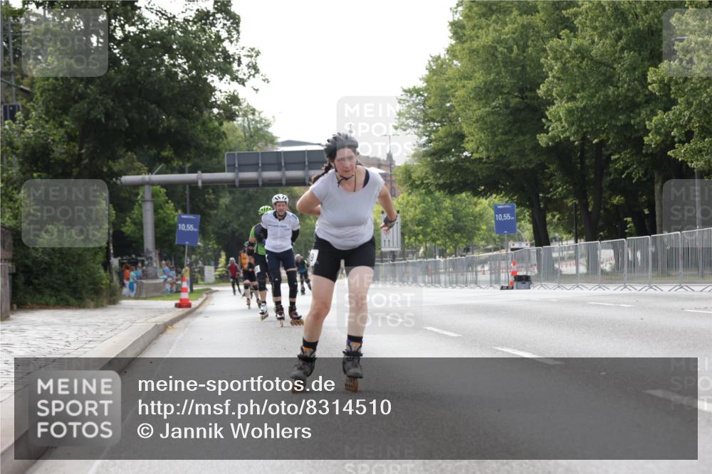 29.06.2025 - hella hamburg halbmarathon Jannik Wohlers http://msf.ph/oto/8314510 29.06.2025 08:59:23 Lombardsbrücke  meine-sportfotos.de