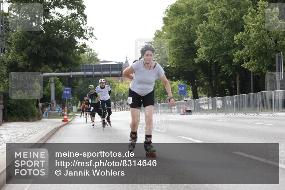 29.06.2025 - hella hamburg halbmarathon Jannik Wohlers http://msf.ph/oto/8314646 29.06.2025 08:59:23 Lombardsbrücke  meine-sportfotos.de
