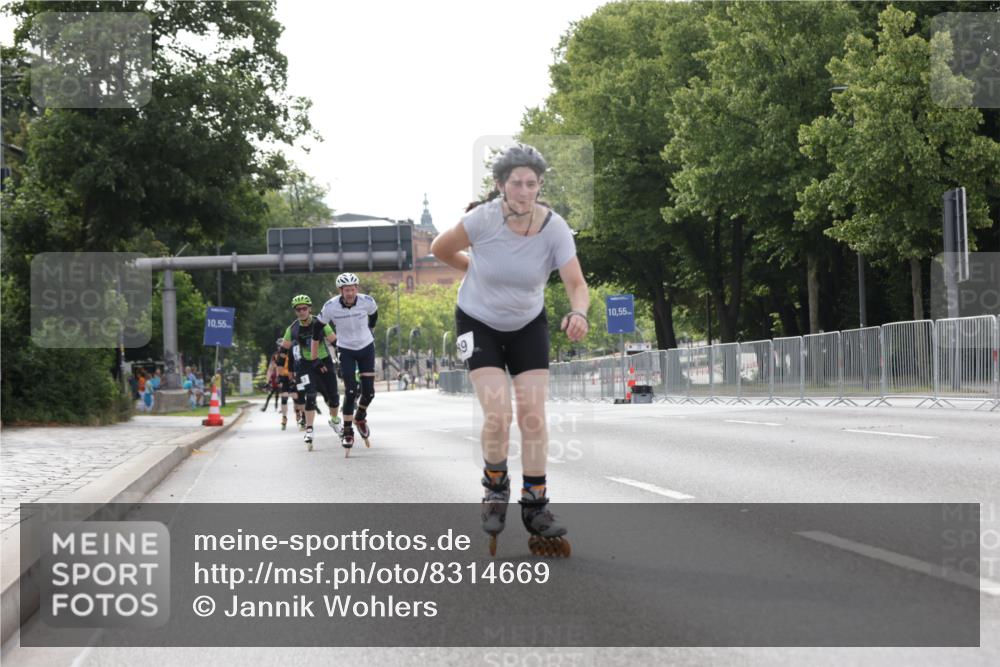 29.06.2025 - hella hamburg halbmarathon Jannik Wohlers http://msf.ph/oto/8314669 29.06.2025 08:59:24 Lombardsbrücke  meine-sportfotos.de