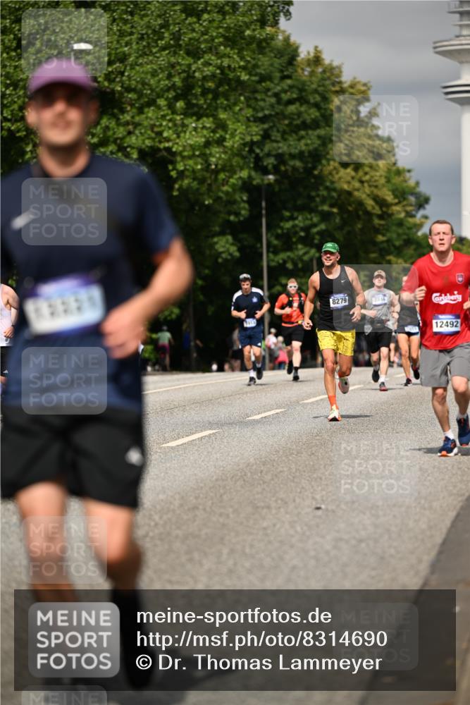29.06.2025 - hella hamburg halbmarathon Dr. Thomas Lammeyer http://msf.ph/oto/8314690 29.06.2025 10:17:14 Kennedybrücke 1007, 1328, 1859, 2961, 2987, 3218, 3729, 4554, 4950, 5232, 5597, 5598, 6026, 7346, 8115, 8279, 8913, 9128, 9527, 10581 meine-sportfotos.de