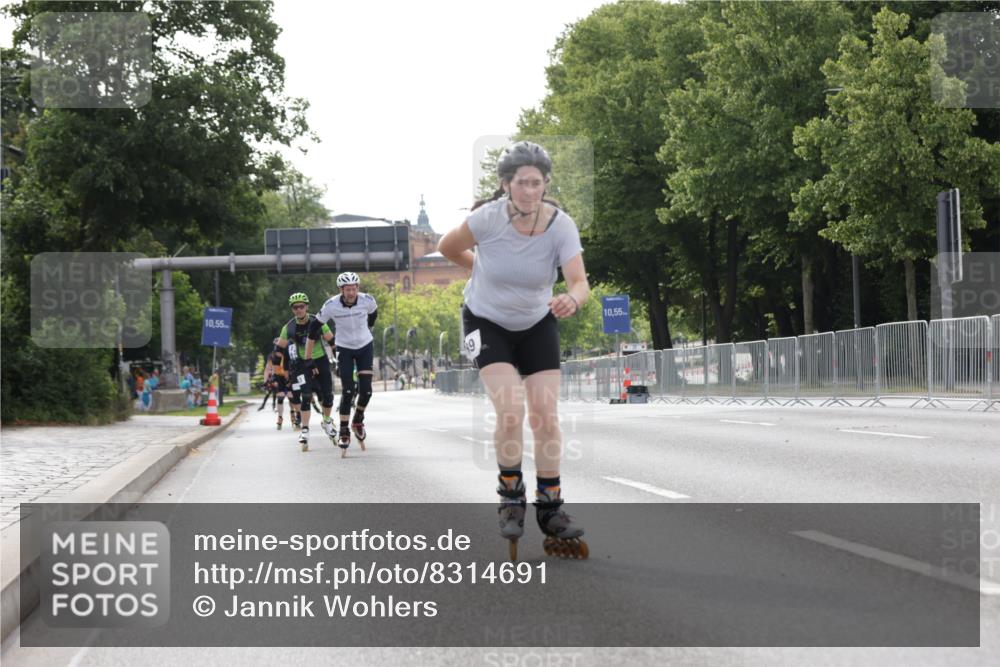 29.06.2025 - hella hamburg halbmarathon Jannik Wohlers http://msf.ph/oto/8314691 29.06.2025 08:59:24 Lombardsbrücke  meine-sportfotos.de