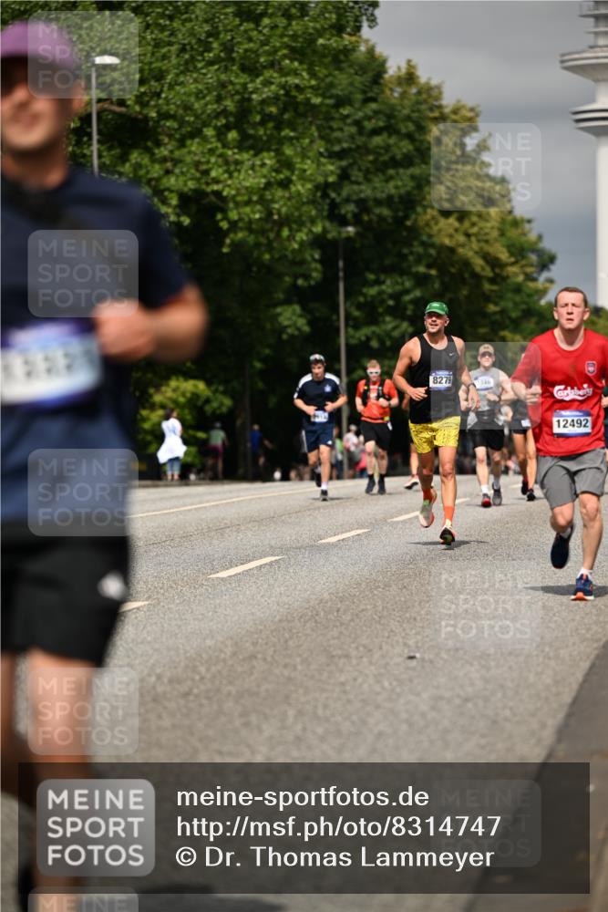 29.06.2025 - hella hamburg halbmarathon Dr. Thomas Lammeyer http://msf.ph/oto/8314747 29.06.2025 10:17:14 Kennedybrücke 1007, 1328, 1859, 2961, 2987, 3218, 3729, 4554, 4950, 5232, 5597, 5598, 6026, 7346, 8115, 8279, 8913, 9128, 9527, 10581 meine-sportfotos.de