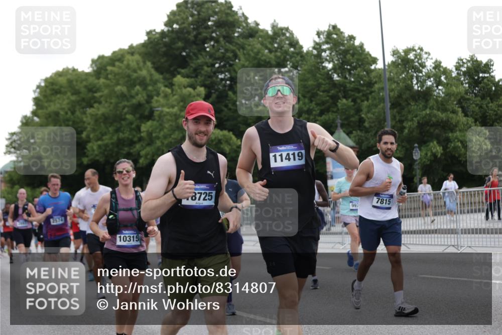 29.06.2025 - hella hamburg halbmarathon Jannik Wohlers http://msf.ph/oto/8314807 29.06.2025 10:38:45 Lombardsbrücke 1760, 2092, 2524, 2534, 2571, 2574, 2843, 2893, 2998, 3727, 3745, 4410, 4523, 4659, 4882, 6062, 6112, 6611, 7341, 7506, 7589, 7815, 8243, 8457, 8783, 9420, 9446, 9974, 9977, 10001, 10072, 10315, 10516, 10696, 11201, 11313, 11533, 12090, 12092, 12391, 12410, 12745, 13060, 13922, 14856, 14871, 14956, 15112, 15262, 15765, 16335, 16382, 16388, 16841, 16869, 16883, 16884, 17313, 17368, 17536 meine-sportfotos.de